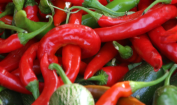 several hot peppers