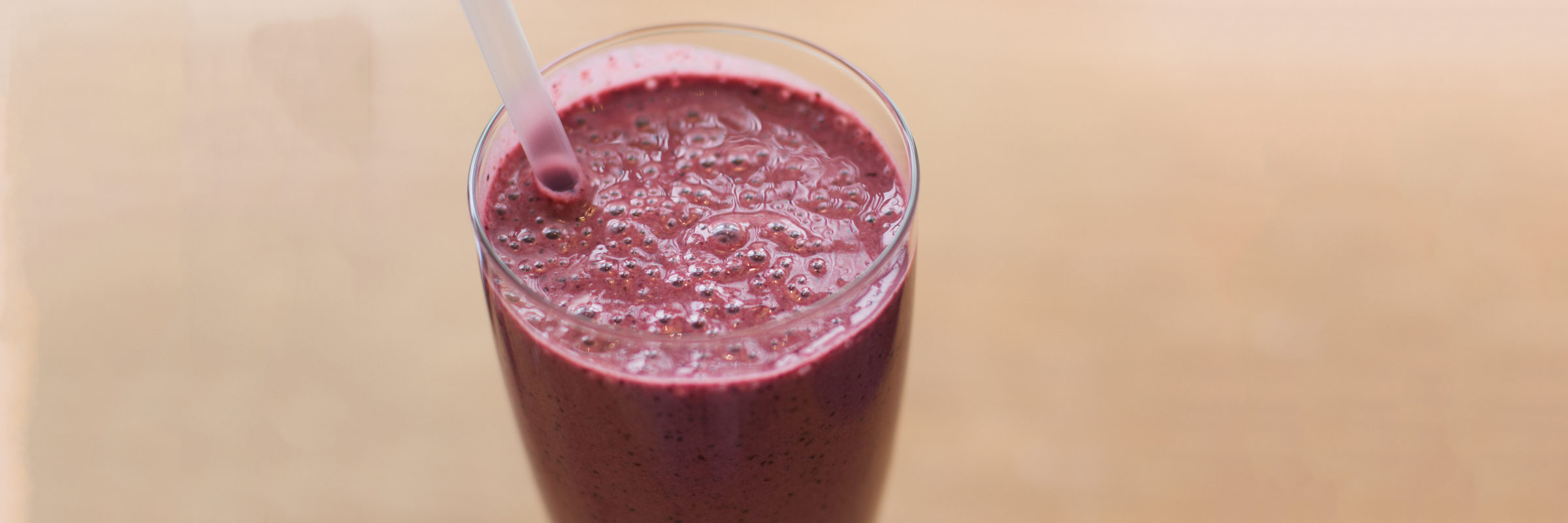 Creamy Berry Peach Smoothie Recipe - Have A Plant