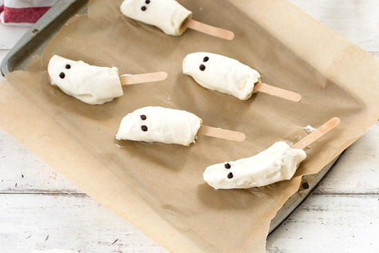 The Everyday Chef: Boo-Nana Popsicles