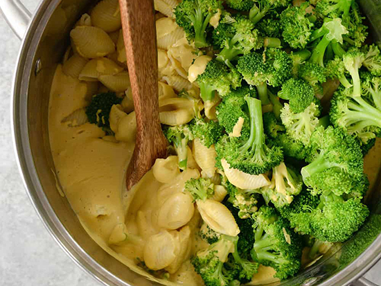 The Everyday Chef: Vegan Mac & Cheese + Broccoli. Fruits And Veggies More Matters.org