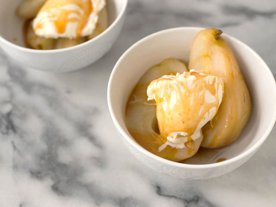 The Everyday Chef: Honey Ginger Poached Pears