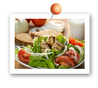 Click to view larger image of Vidalia® Onion and Tomato Salad with Grilled Tuna : Fill Half Your Plate with Fruits & Veggies : Fruits And Veggies More Matters.org