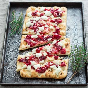roasted-cranberry-goat-cheese-flatbread-sq-005